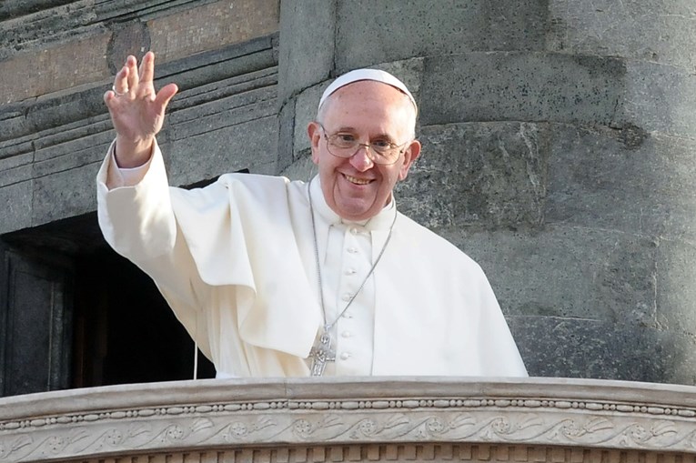 Papa Franjo zamolio roditelje - Obitelj nije hostel!